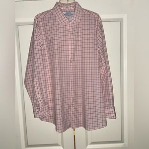 Mizzen and Main Leeward Large Standard Fit, professionally altered 33’ sleeves.